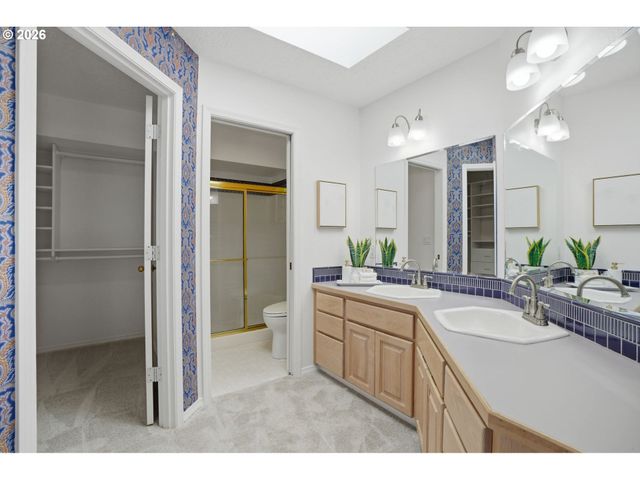 4510 Se PINEHURST Ave, Milwaukie, OR 97267