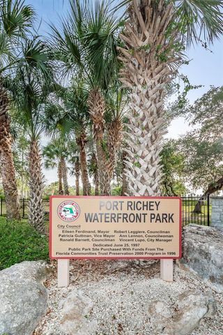 5433 BLUEPOINT DRIVE, Port Richey, FL 34668