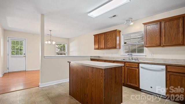 2203 Brandybuck Lane, Charlotte, NC 28269
