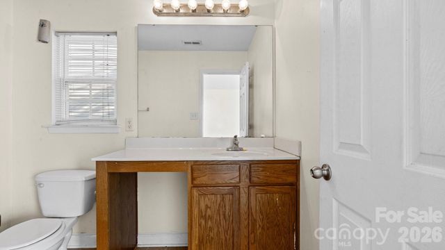 2203 Brandybuck Lane, Charlotte, NC 28269