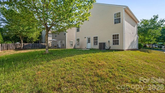 2203 Brandybuck Lane, Charlotte, NC 28269