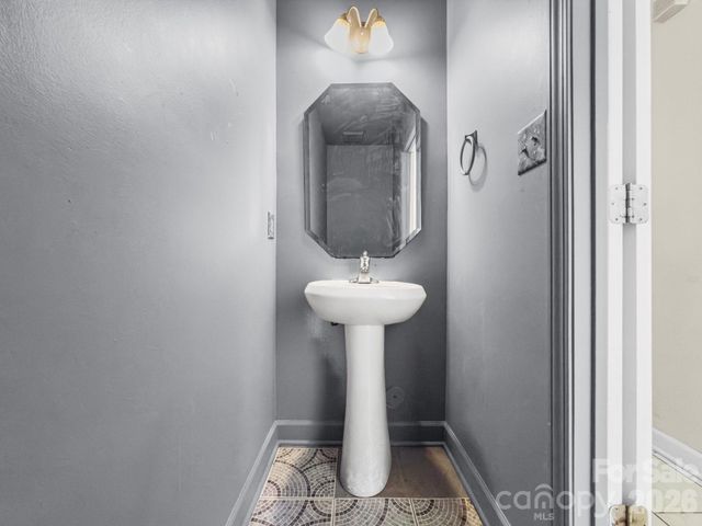 2203 Brandybuck Lane, Charlotte, NC 28269