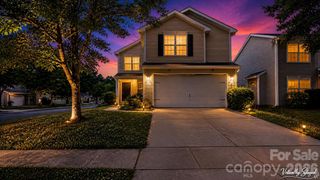 2203 Brandybuck Lane, Charlotte, NC 28269