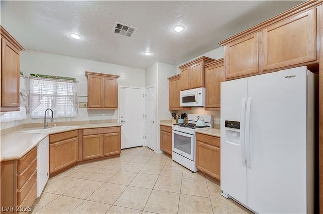 3890 PAINT Court, Las Vegas, NV 89122