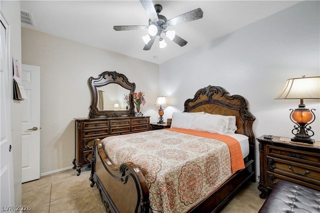3890 PAINT Court, Las Vegas, NV 89122