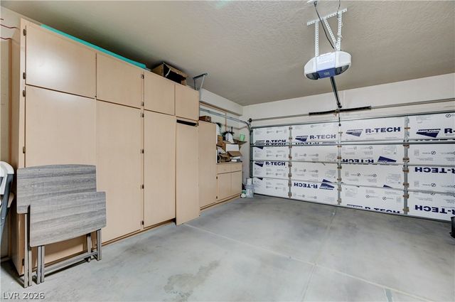 3890 PAINT Court, Las Vegas, NV 89122