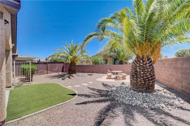 3890 PAINT Court, Las Vegas, NV 89122