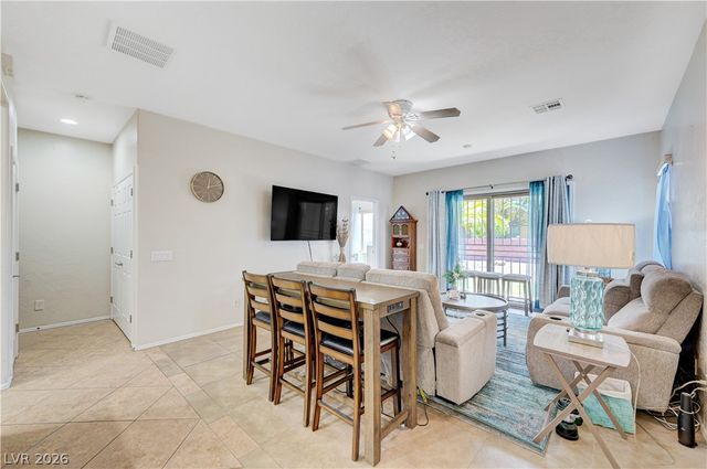 3890 PAINT Court, Las Vegas, NV 89122