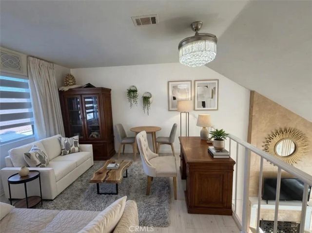 309 Burlington, Santa Ana, CA 92704