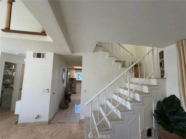 309 Burlington, Santa Ana, CA 92704