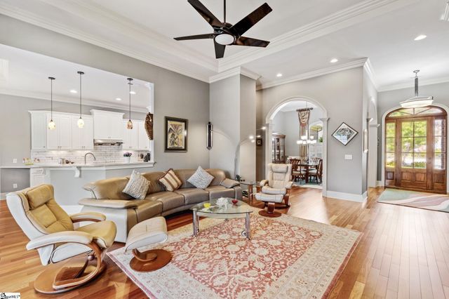 411 Kingsgate Court, Simpsonville, SC 29681