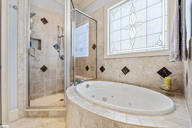 411 Kingsgate Court, Simpsonville, SC 29681