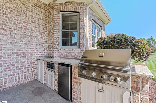 411 Kingsgate Court, Simpsonville, SC 29681