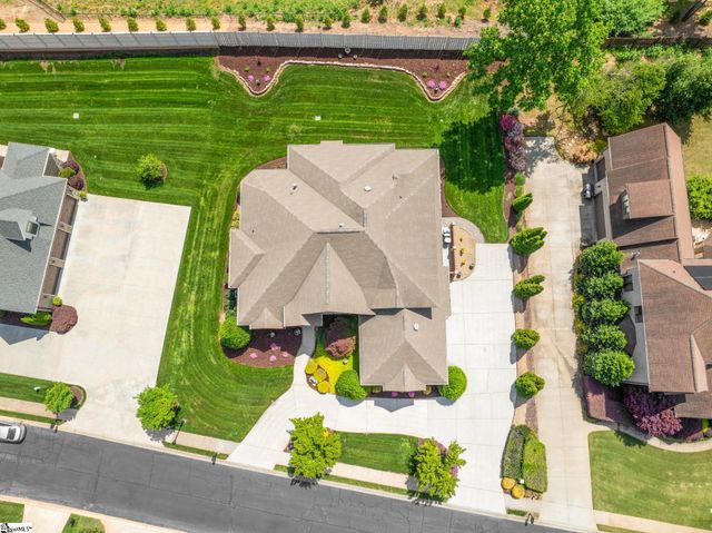 411 Kingsgate Court, Simpsonville, SC 29681