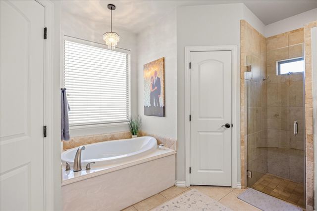 6300 Bellevue Court, Granbury, TX 76049