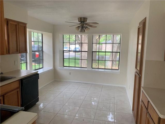 2230 Bird Island Dr, Corpus Christi, TX 78418