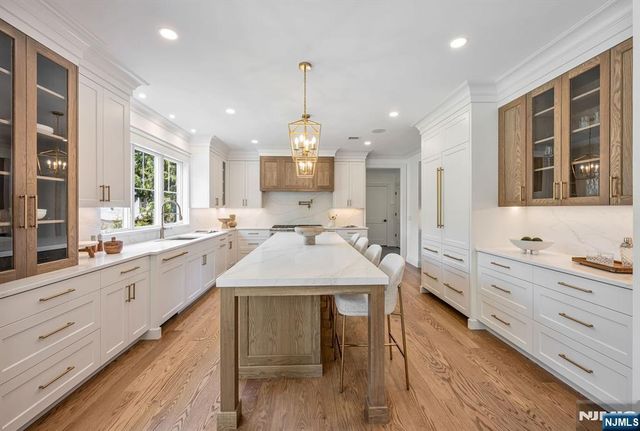 91 Brookside Road, Ramsey, NJ 07446