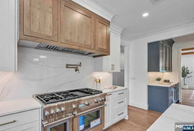 91 Brookside Road, Ramsey, NJ 07446