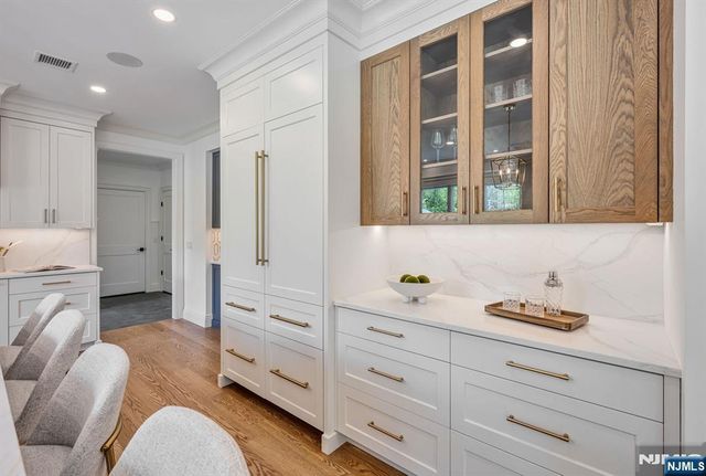 91 Brookside Road, Ramsey, NJ 07446