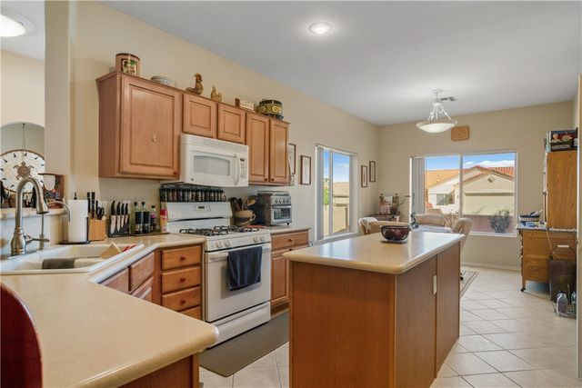 2316 Soaring Eagle Drive, Bullhead City, AZ 86442