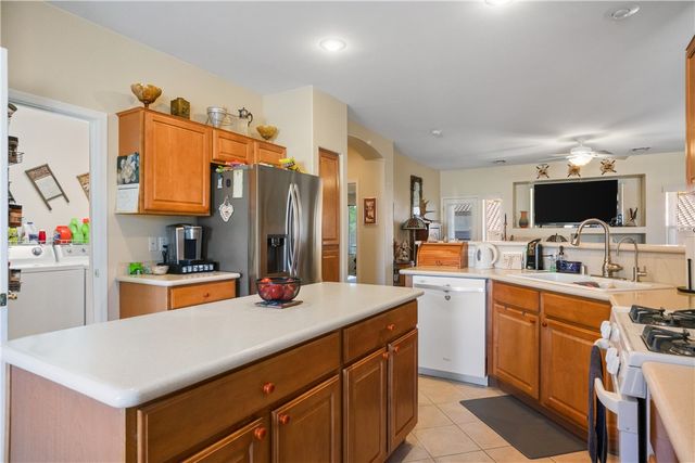 2316 Soaring Eagle Drive, Bullhead City, AZ 86442