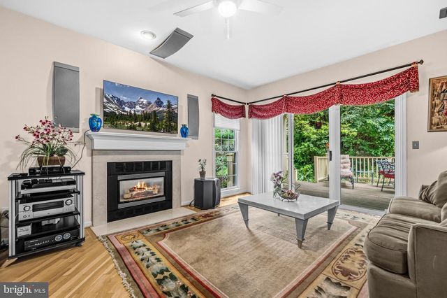 5177 HARPERS FARM RD, Columbia, MD 21044