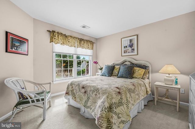 5177 HARPERS FARM RD, Columbia, MD 21044