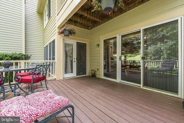 5177 HARPERS FARM RD, Columbia, MD 21044