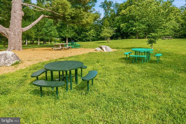 5177 HARPERS FARM RD, Columbia, MD 21044
