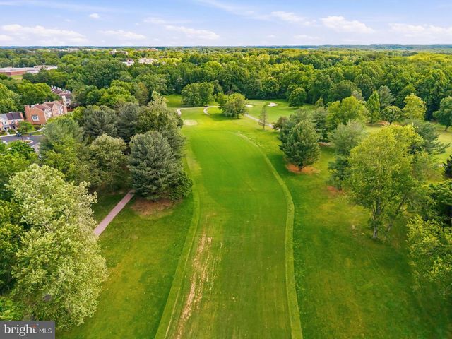 5177 HARPERS FARM RD, Columbia, MD 21044