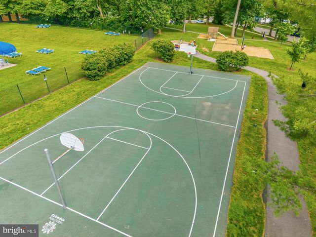 5177 HARPERS FARM RD, Columbia, MD 21044