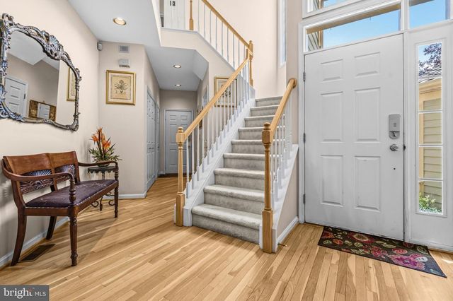 5177 HARPERS FARM RD, Columbia, MD 21044