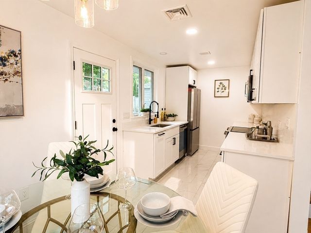 3 Bradford Road, Lynn, MA 01904