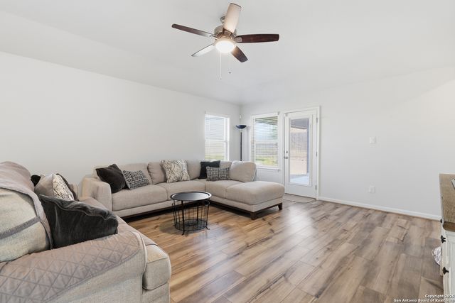 1308 Lydian Broom, San Antonio, TX 78245