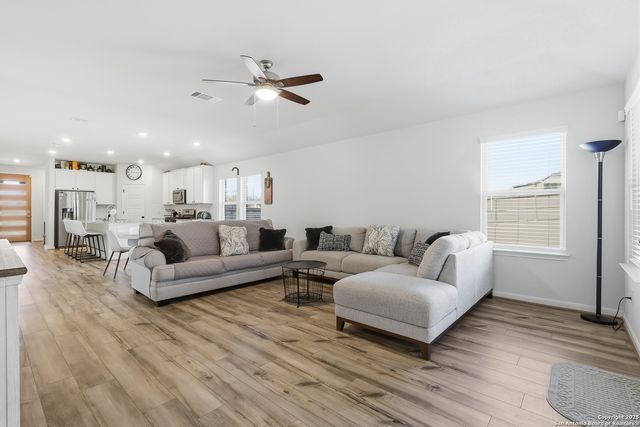 1308 Lydian Broom, San Antonio, TX 78245