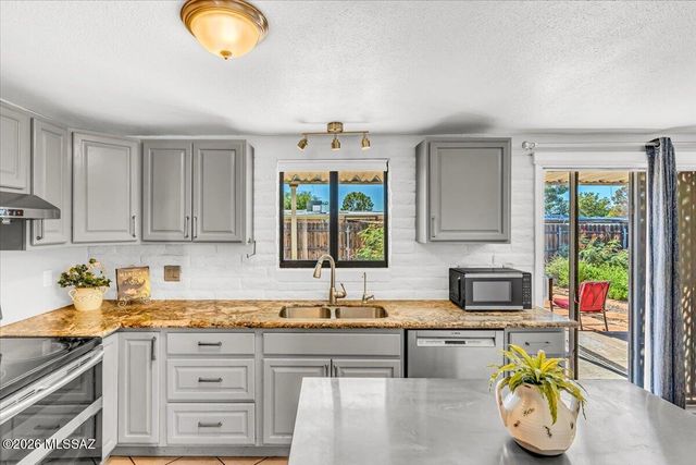 4340 S Evergreen Avenue, Tucson, AZ 85730