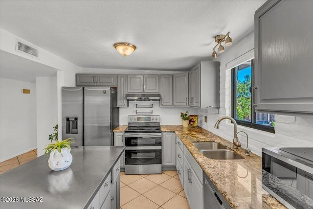 4340 S Evergreen Avenue, Tucson, AZ 85730