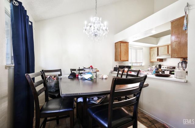 3801 Cypress Glen Boulevard, Bakersfield, CA 93309