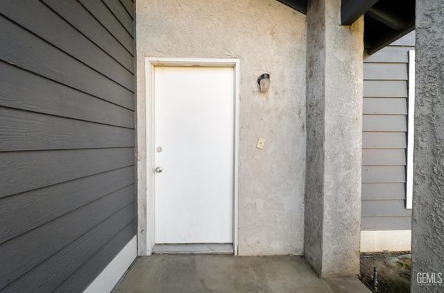 3801 Cypress Glen Boulevard, Bakersfield, CA 93309