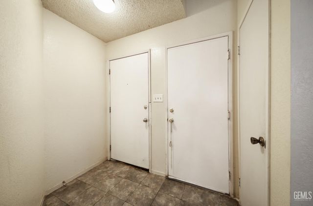 3801 Cypress Glen Boulevard, Bakersfield, CA 93309