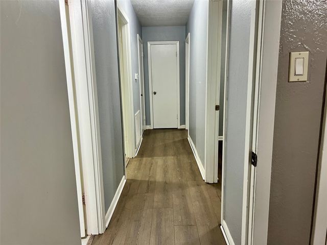 1925 14th Avenue N, Texas City, TX 77590