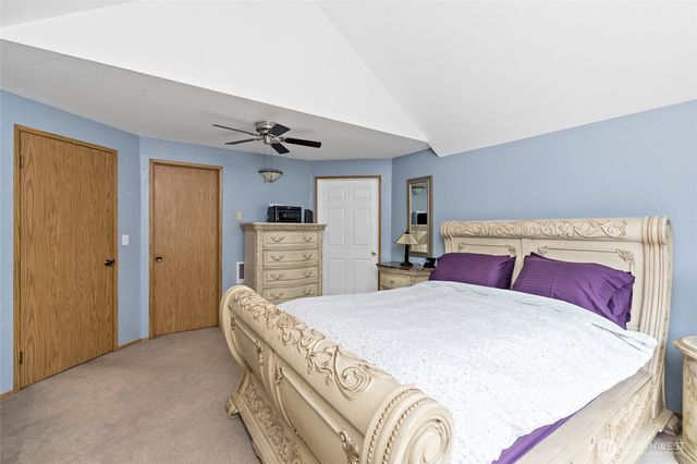 8613 158th Street Ct E, Puyallup, WA 98375