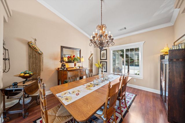 1495 Spanish Bay Drive, Redding, CA 96003