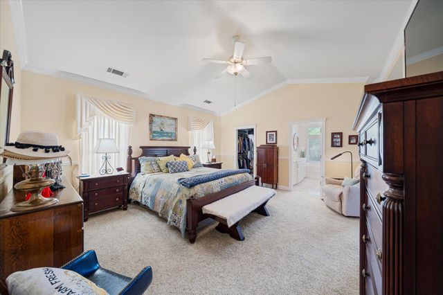 1495 Spanish Bay Drive, Redding, CA 96003