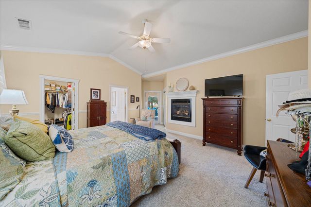 1495 Spanish Bay Drive, Redding, CA 96003