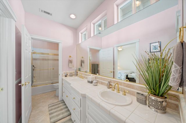 1495 Spanish Bay Drive, Redding, CA 96003