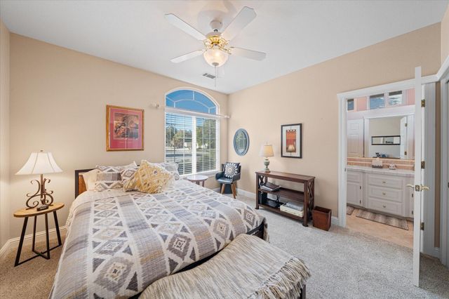 1495 Spanish Bay Drive, Redding, CA 96003