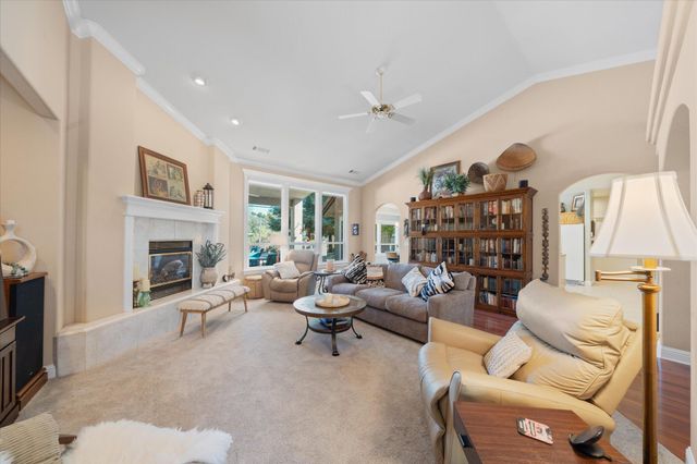 1495 Spanish Bay Drive, Redding, CA 96003