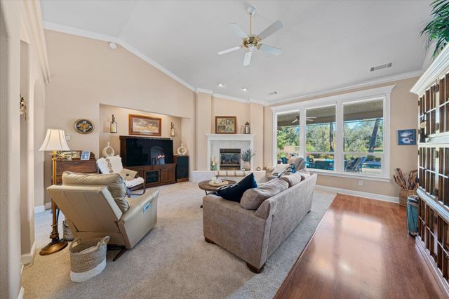 1495 Spanish Bay Drive, Redding, CA 96003