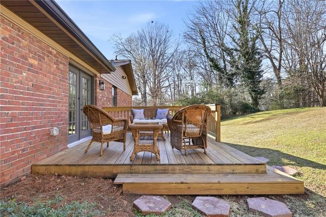 2870 Old Carriage SW Drive, Marietta, GA 30060